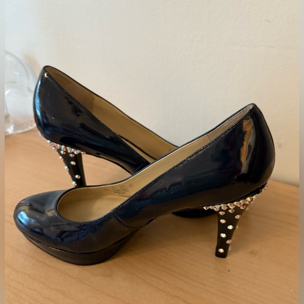 Nickels Pump Heels Womens Blue Denny w/ Rhinestone Patent Leather Almond Toe 6.5